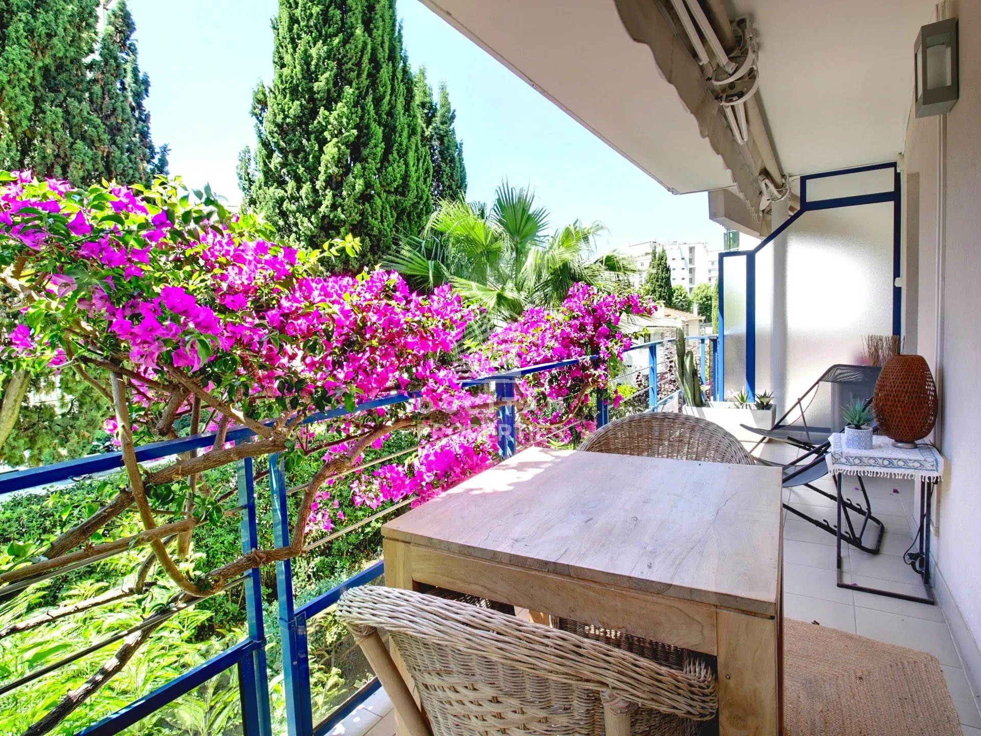 200 mètres de la Croisette - Terrasse Sud - Résidence récente - Arrière Martinez