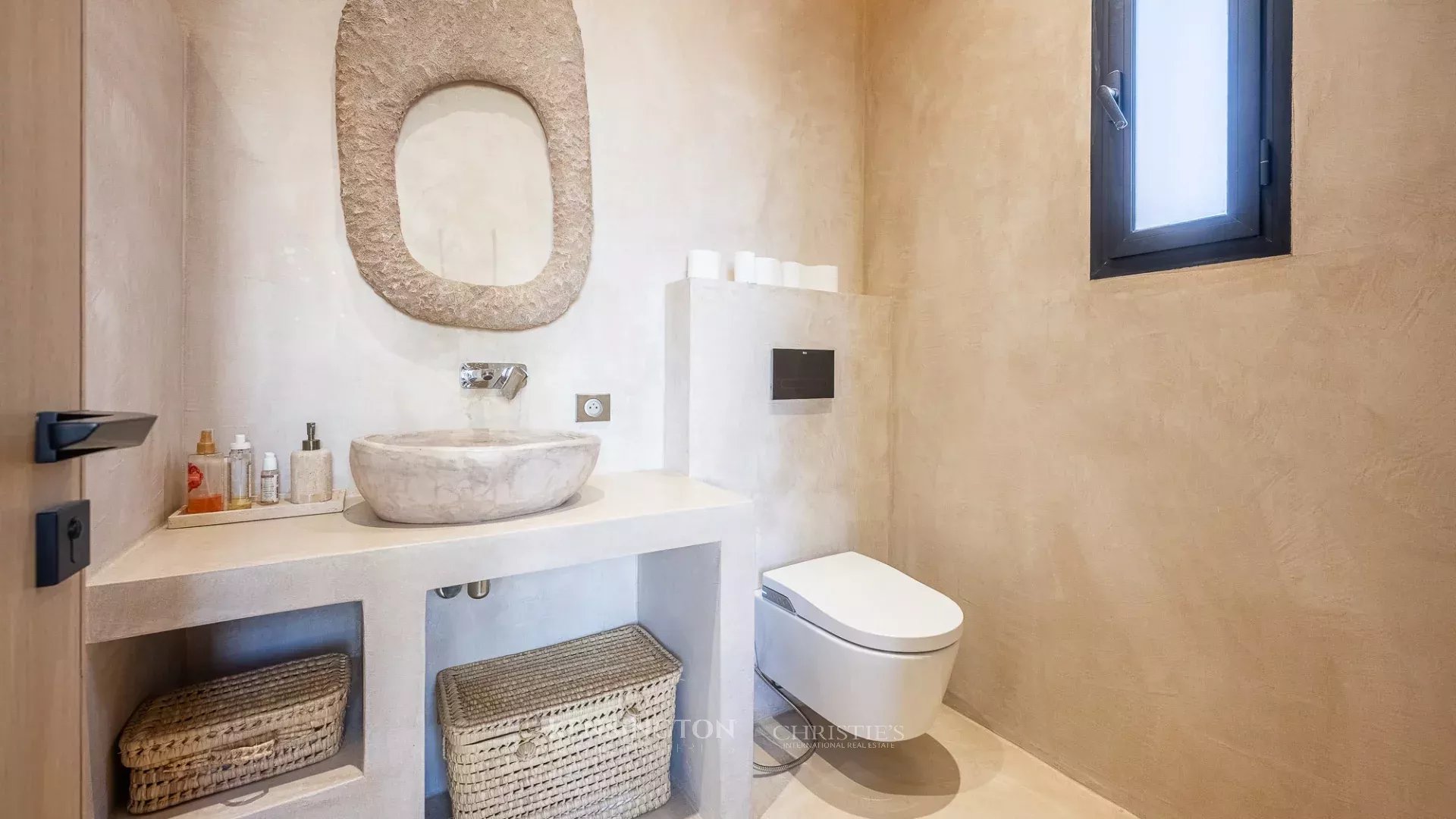 4 Bedroom Villa/Townhouse's Image 19