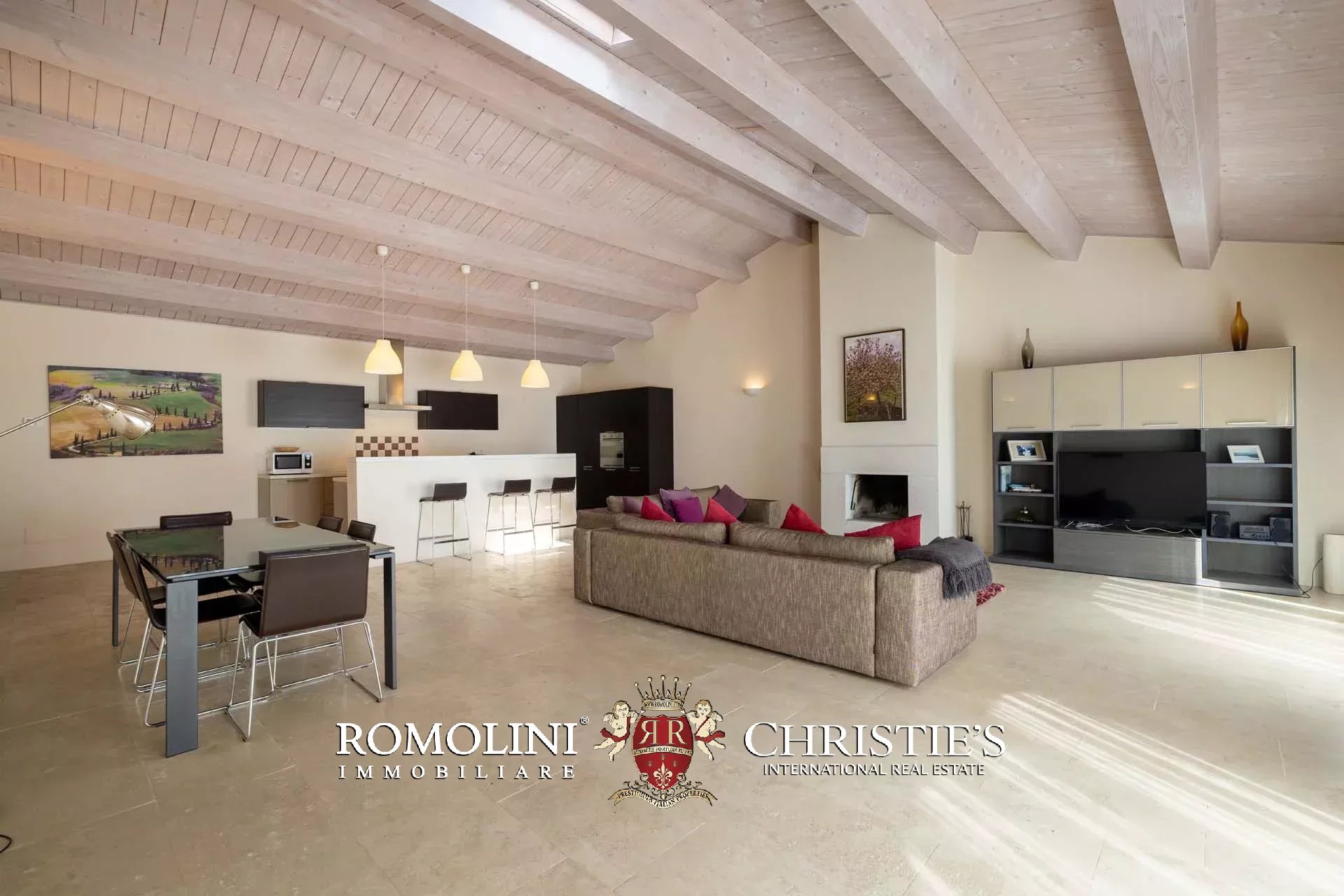 LUXUSANLAGE MIT 19 WOHNUNGEN IN DER TOSKANA, VAL D'ORCIA