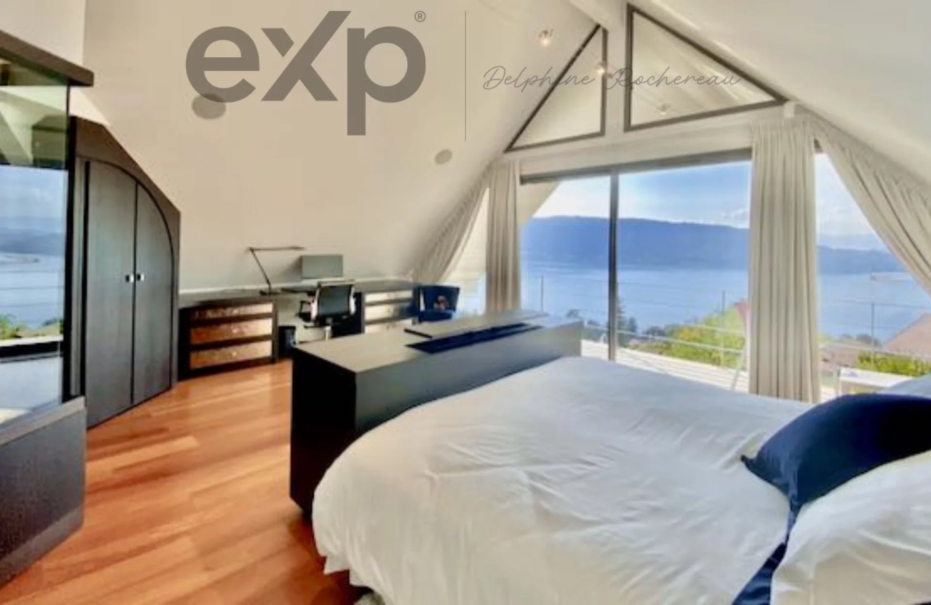 Elégance et discrétion face au lac d'Annecy - 600 m² sur 4000 m² de terrain