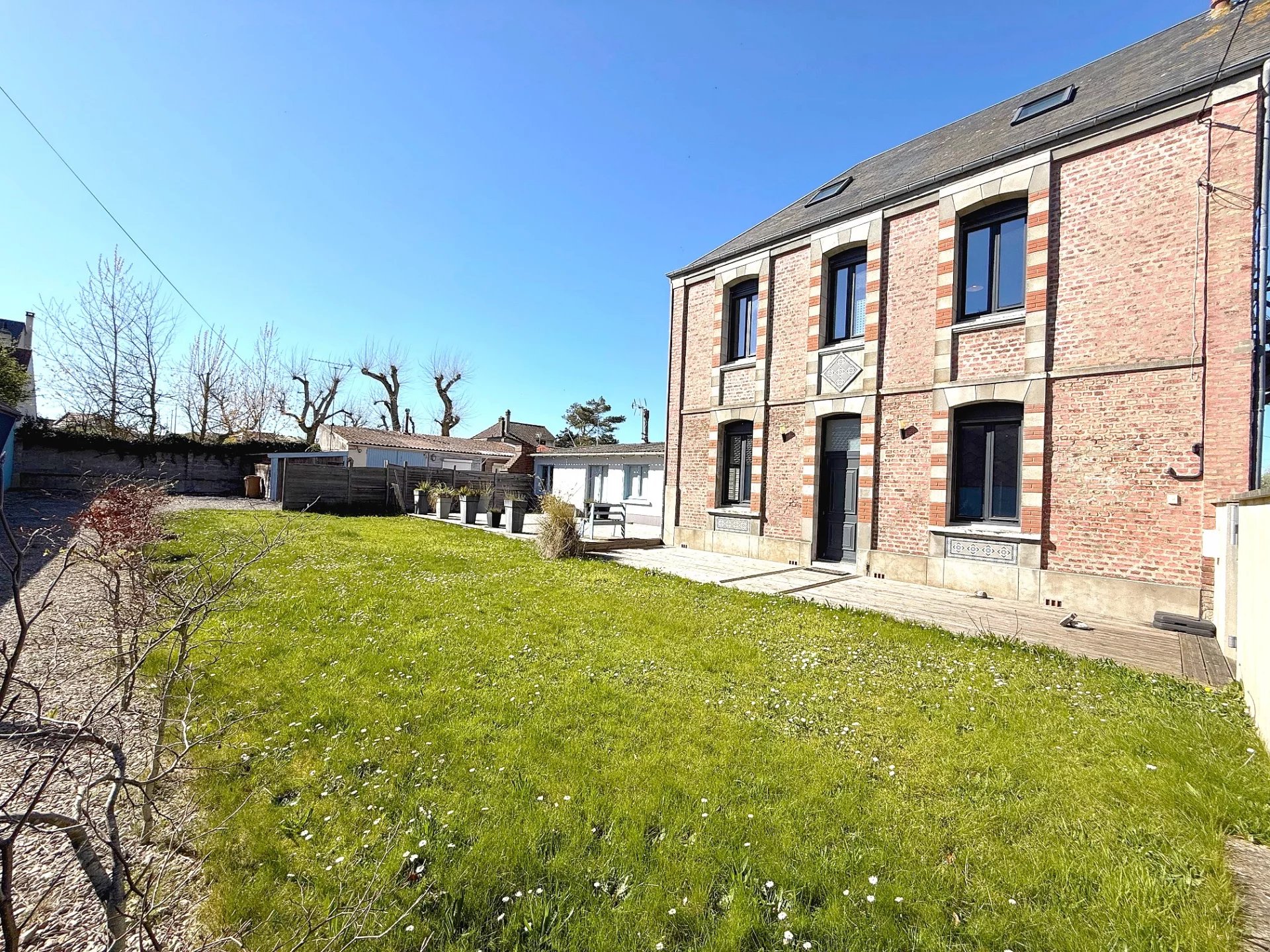Agence immobilière de 