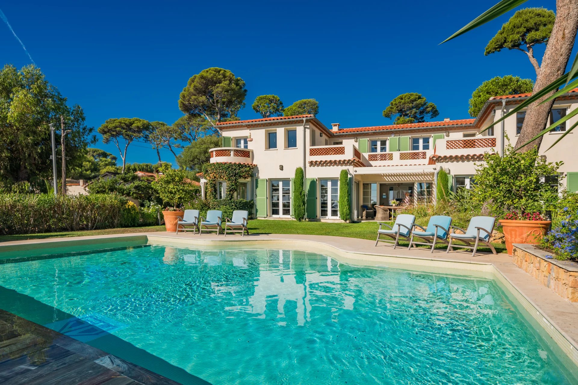 Qlistings - 5 Bedrooms - Villa - Alpes-Maritimes - For Sale - 9725 Property Image