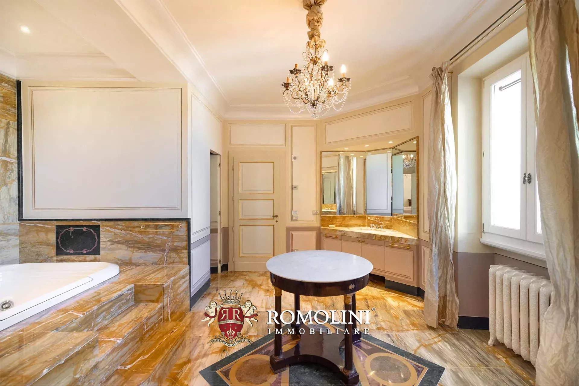 12 Bedroom Villa/Townhouse's Image 64