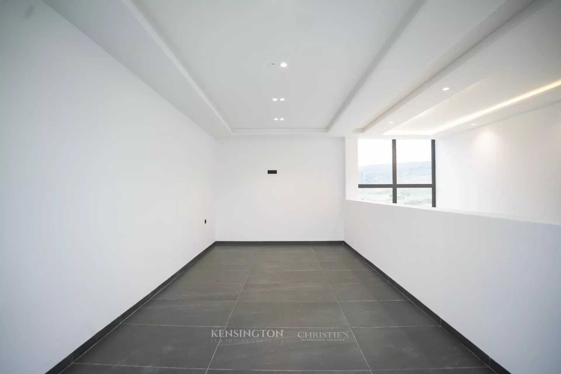 4 Bedroom Villa/Townhouse's Image 51