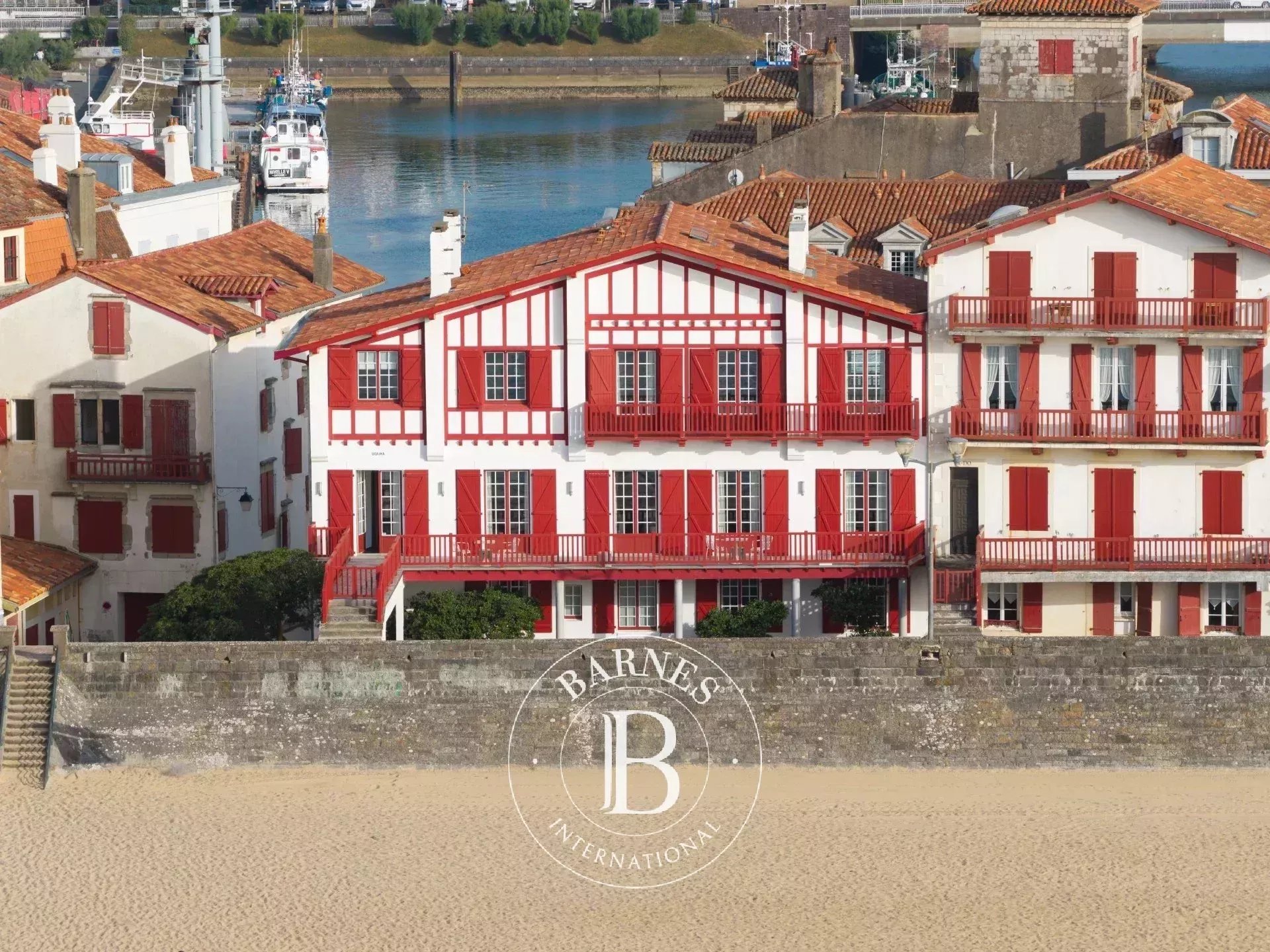 Maison Saint-Jean-de-Luz  -  ref 84079676 (picture 1)