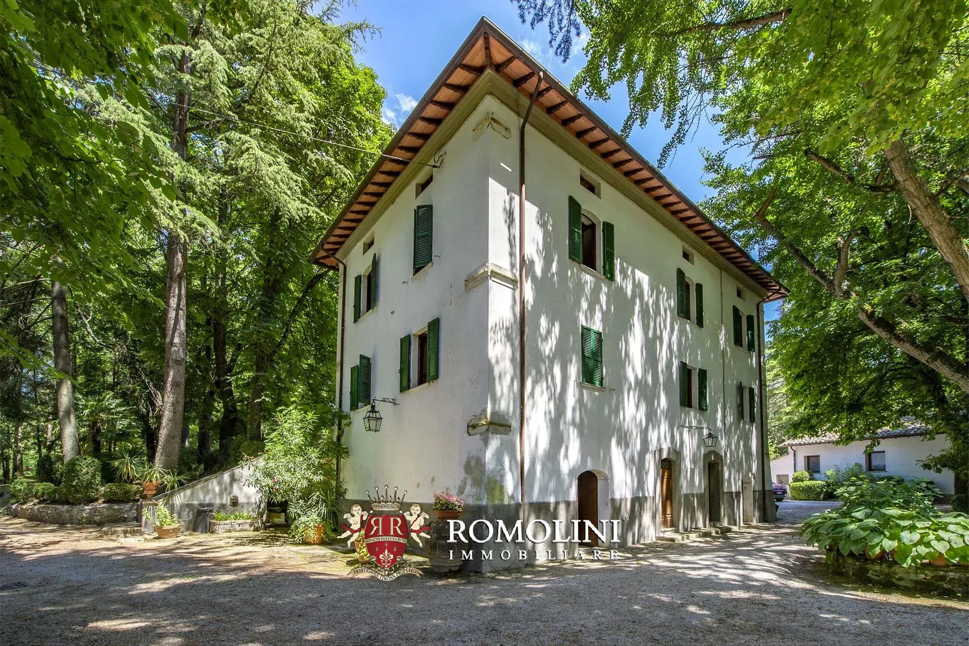 33 Bedroom Villa/Townhouse's Image 8