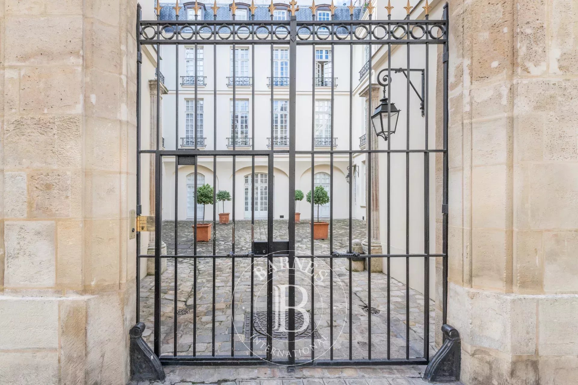 Daire Paris 3ème - picture 25