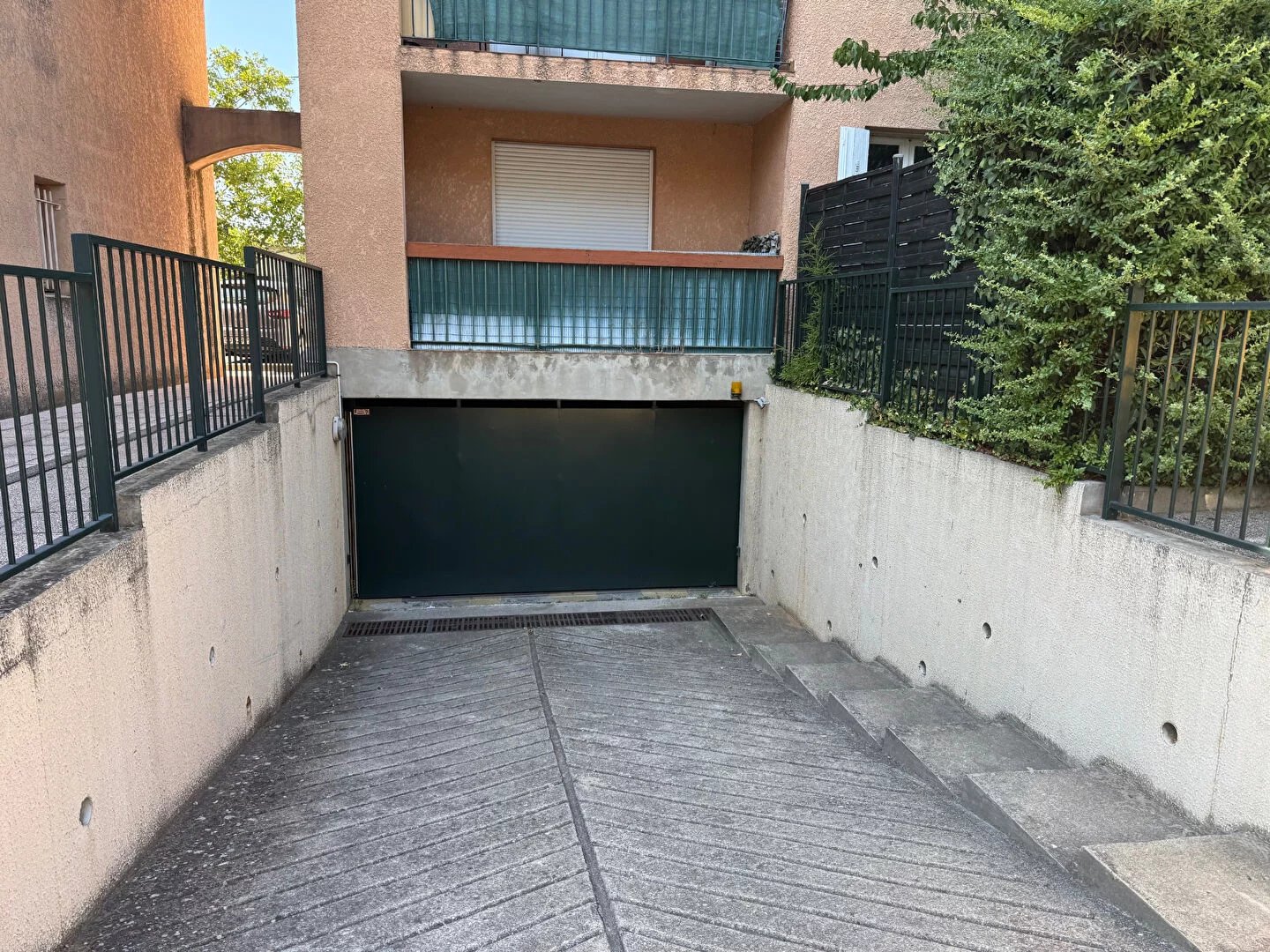 garage securise les milles village