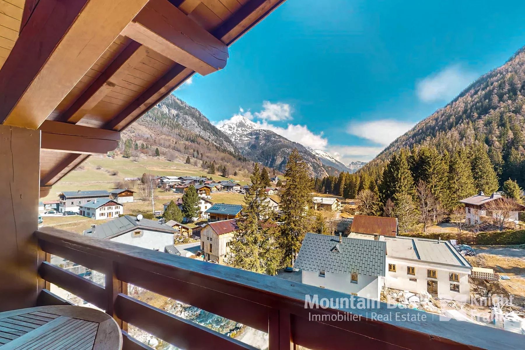 Photo of Two bedroom apartment right by the Vallorcine lift