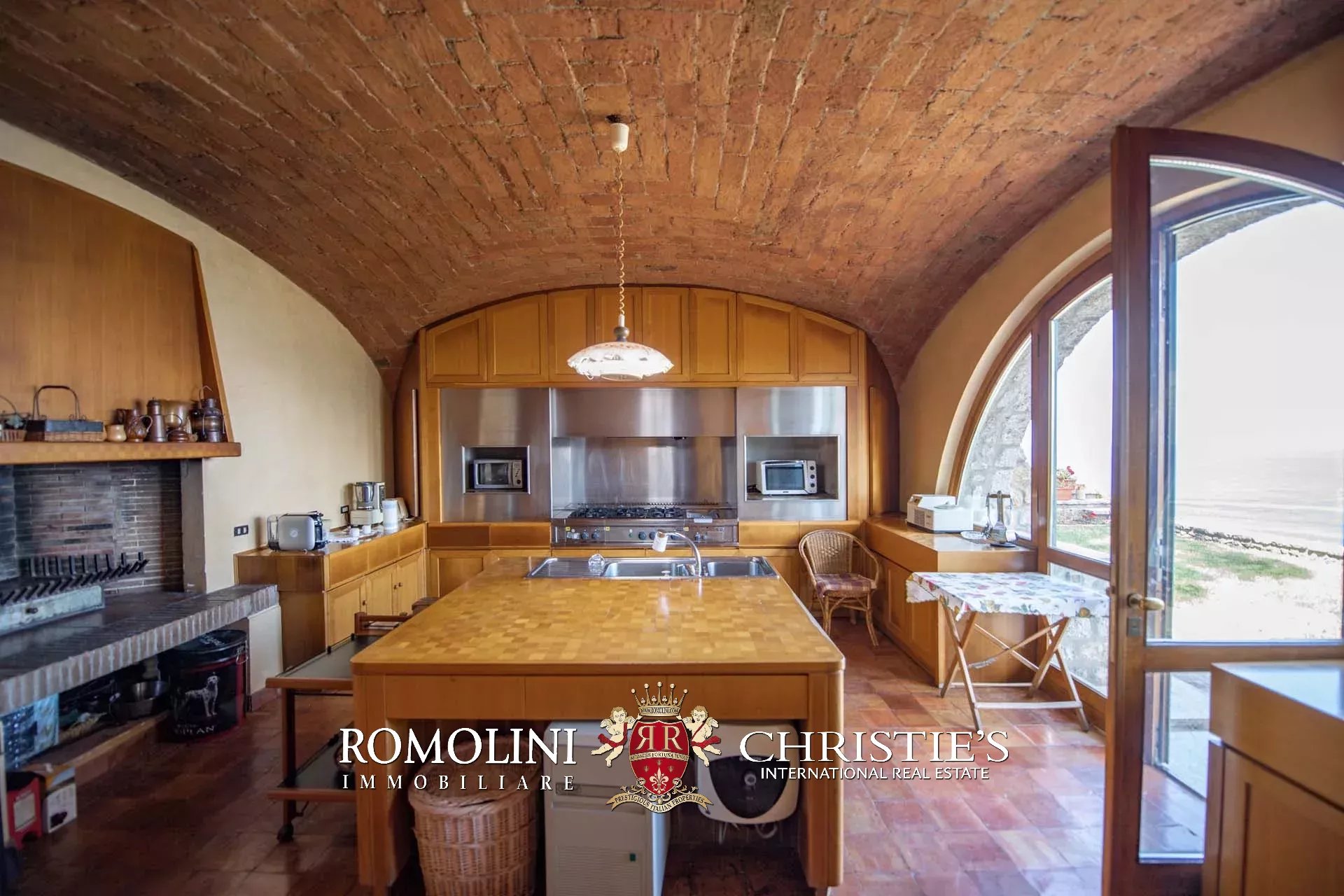 4 Bedroom Villa/Townhouse's Image 23