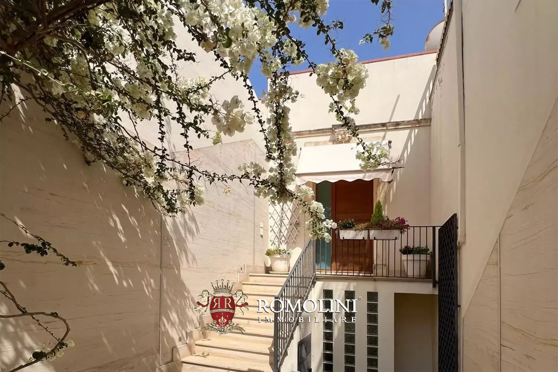 3 Bedroom Villa/Townhouse's Image 6