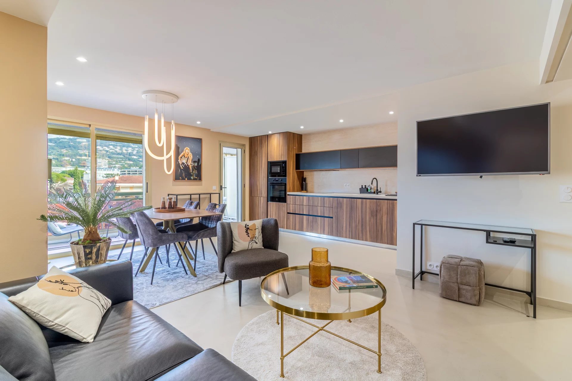 Agence immobilière de 