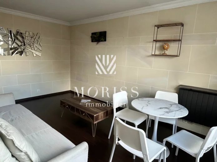 Bry sur Marne - Studio de 28 m2 avec balcon - Image Array