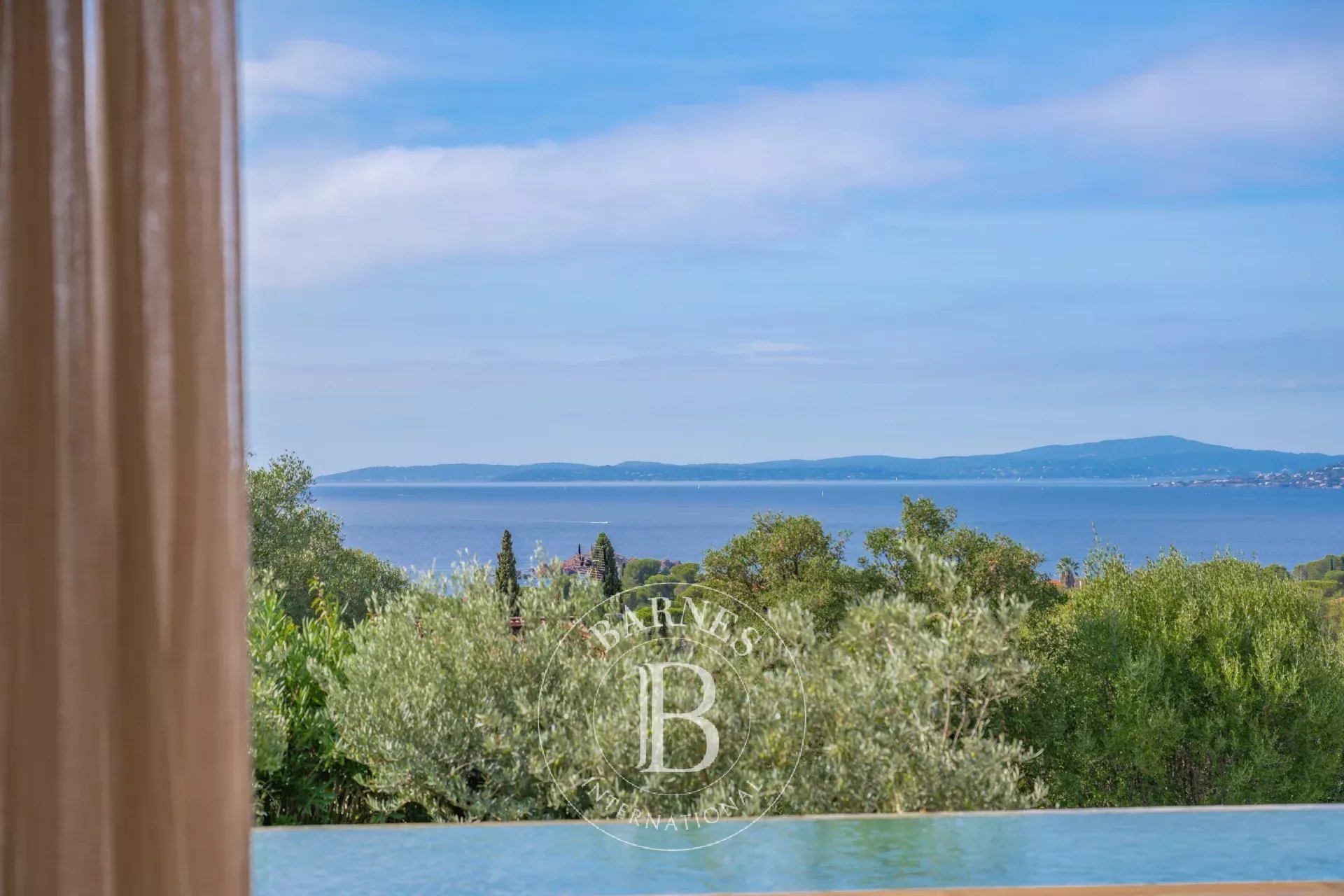 Villa Saint-Raphaël - picture 1