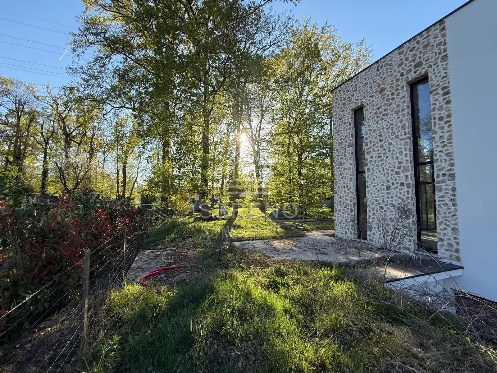 Agence immobilière de 