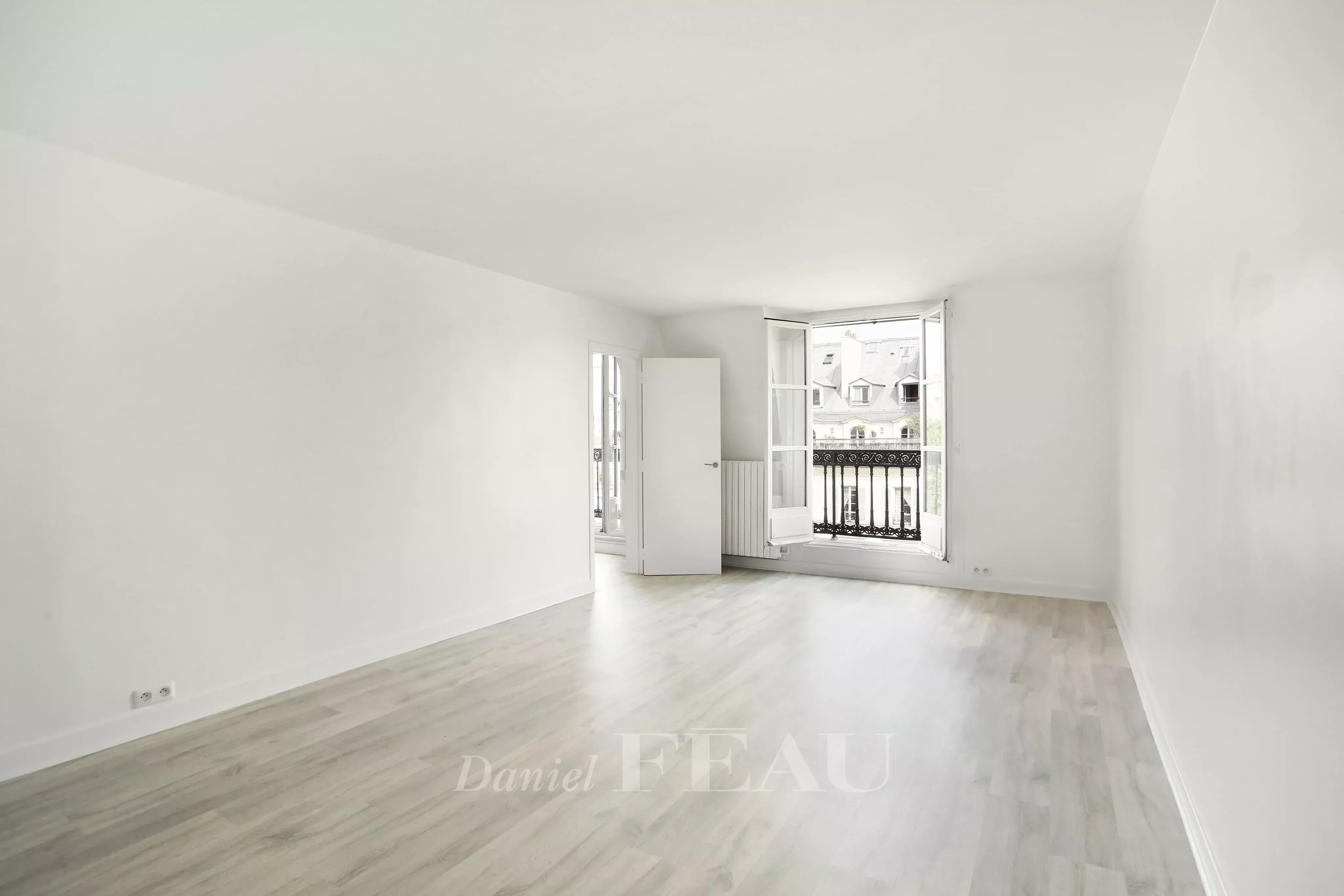 Rental Apartment Paris 8th