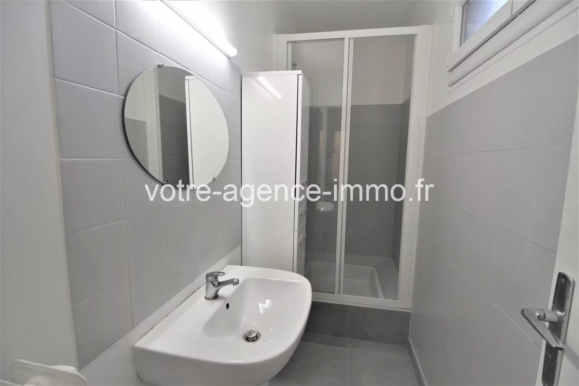 Nice-Pasteur / 2pièces en RDC avec terrasse