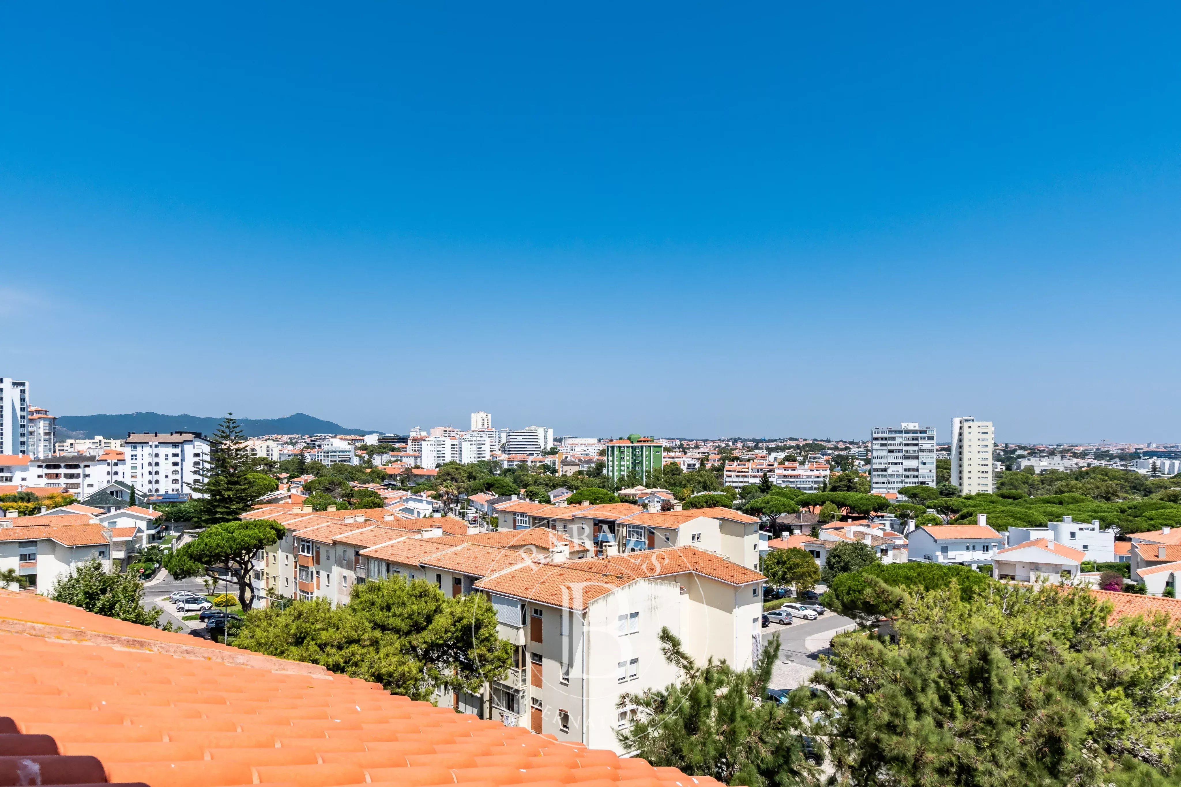 Duplex amplo e luminoso em Cascais