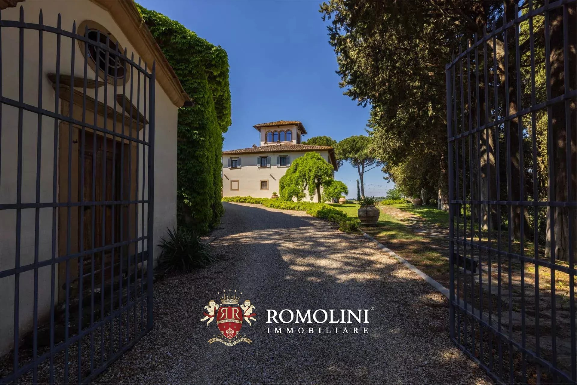 37 Bedroom Villa/Townhouse's Image 113