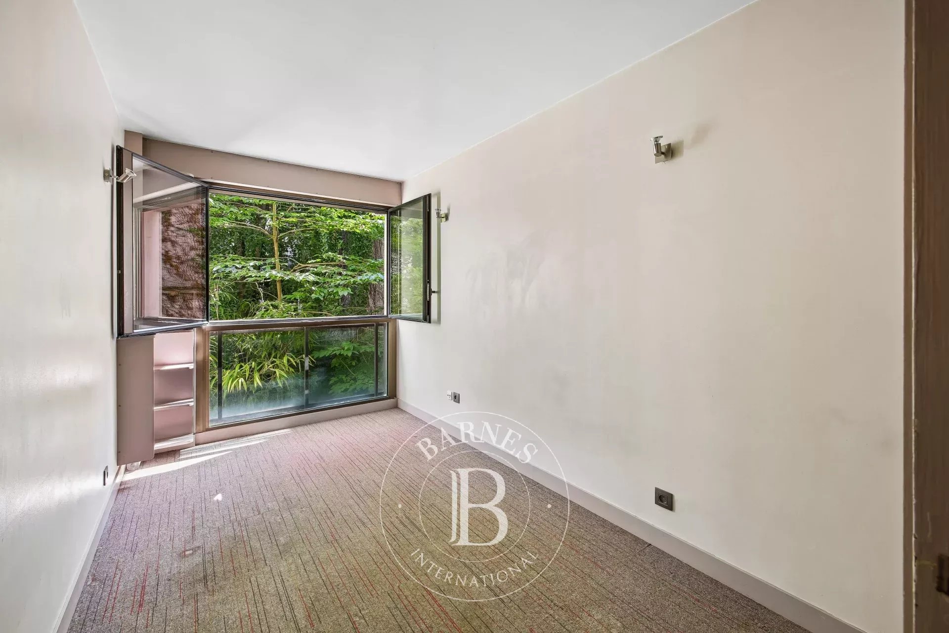 Apartment Paris 75016  -  ref 87180525 (picture 2)