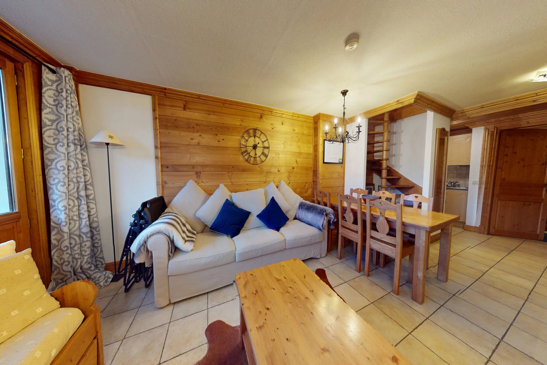MORZINE - 2 bedroom apartment Morzine Accommodation in Chamonix