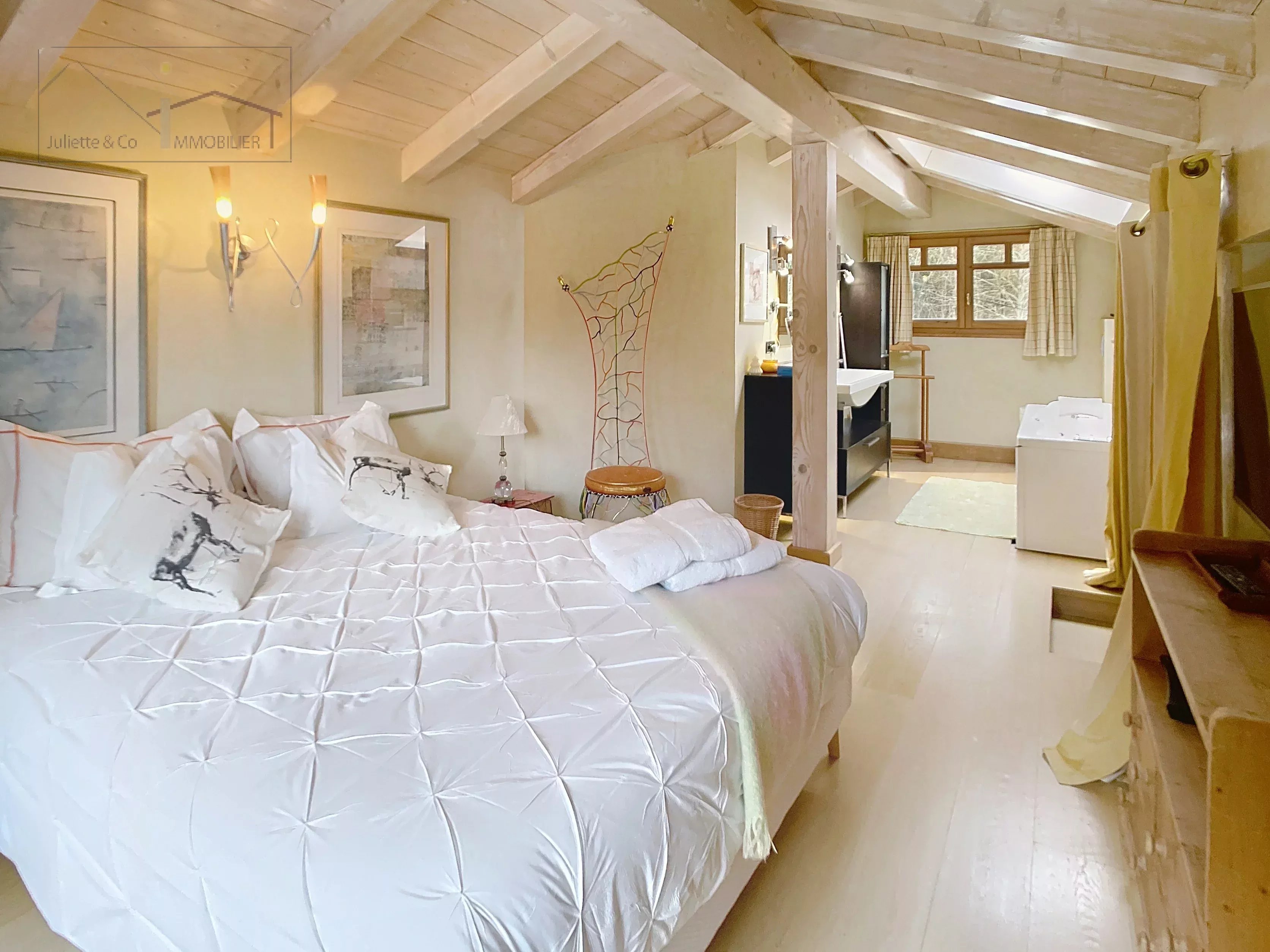 Photo of Quiet chalet with unobstructed view