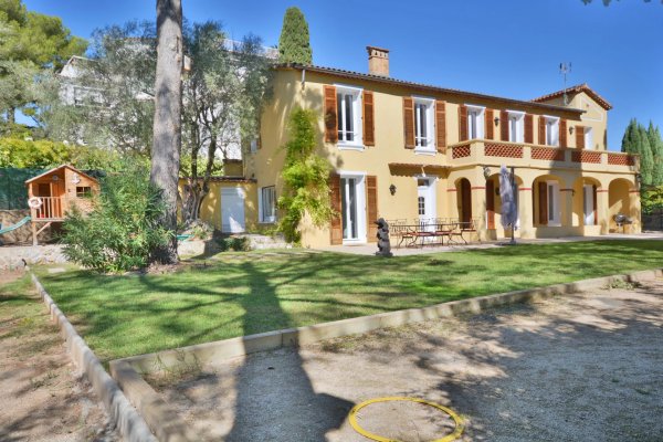 Le Cannet beautiful entirely-renovated provencal-style villa — photo 3