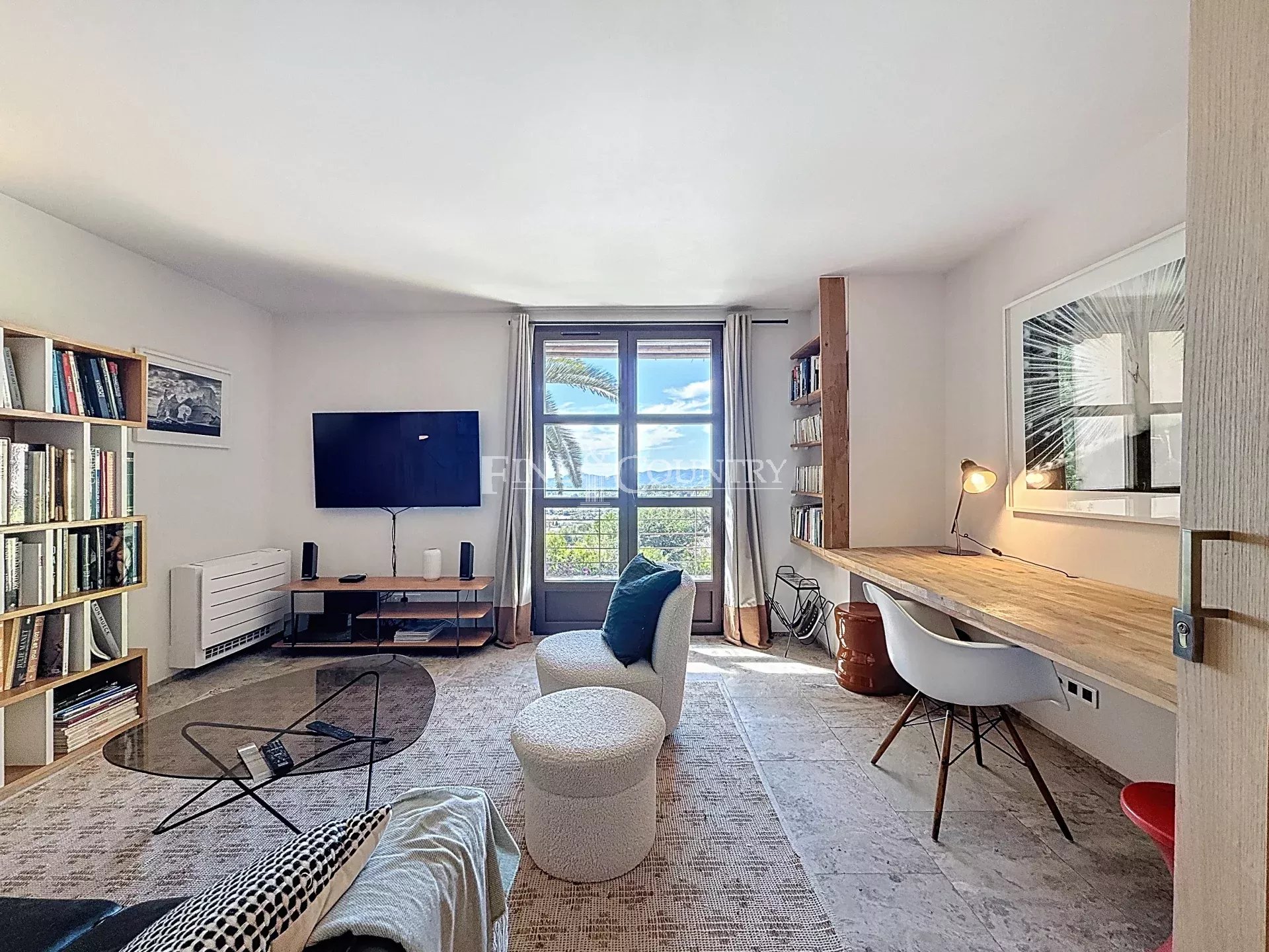 Photo of Villa for sale in Chateauneuf-Grasse