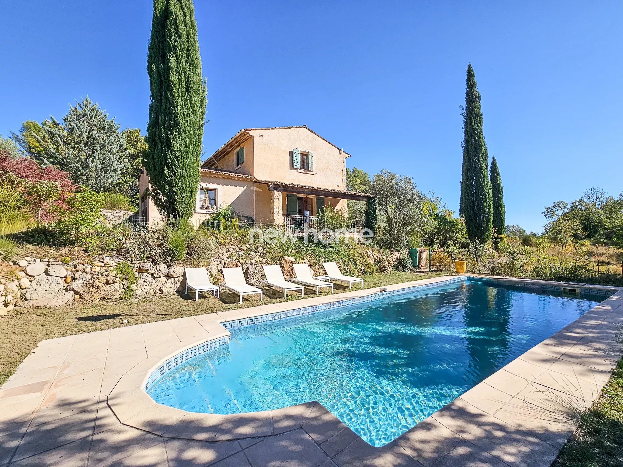 Entre Draguignan et Flayosc  L'élégance d'une bastide au cur de la nature