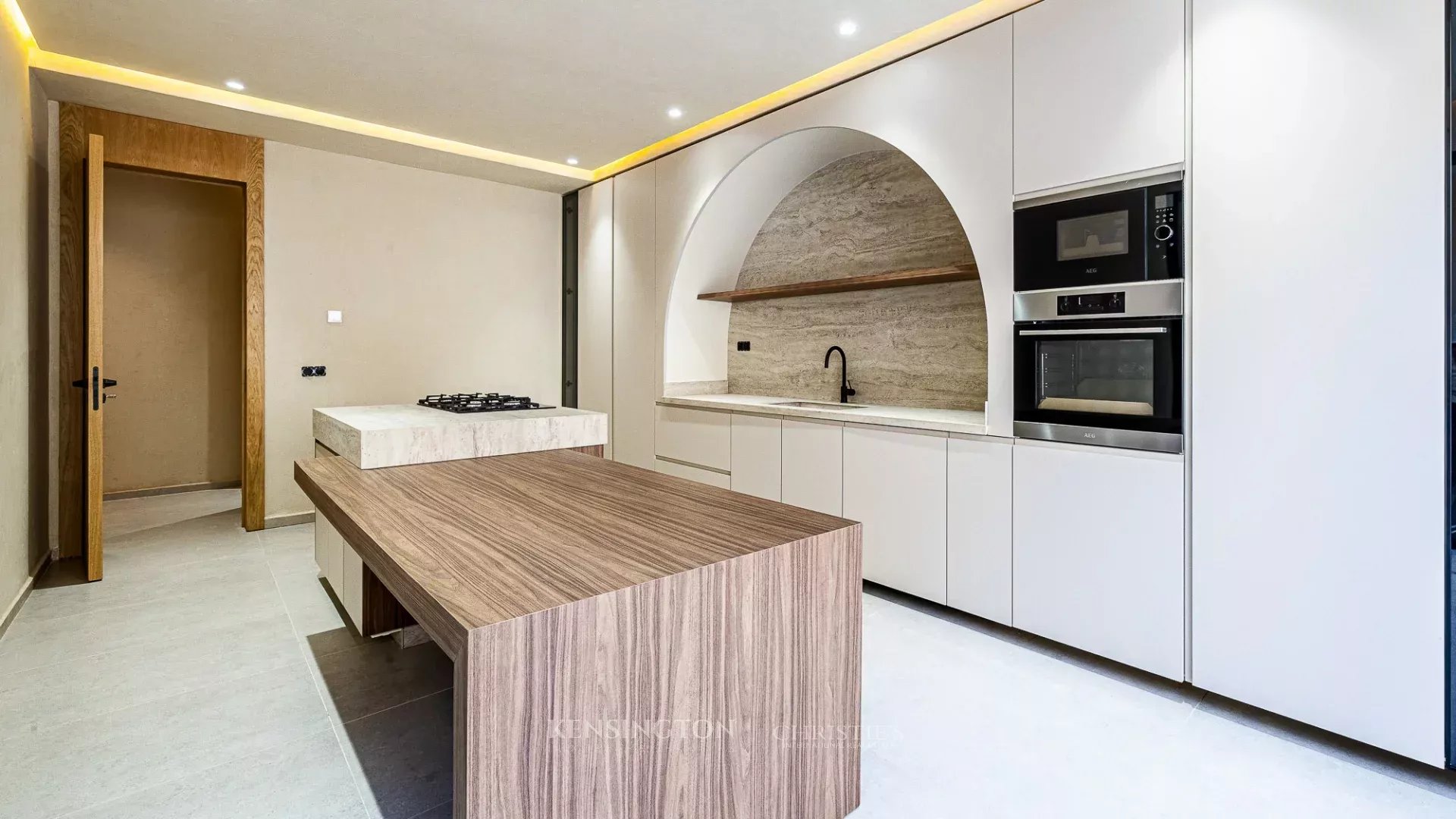 5 Bedroom Villa/Townhouse's Image 35