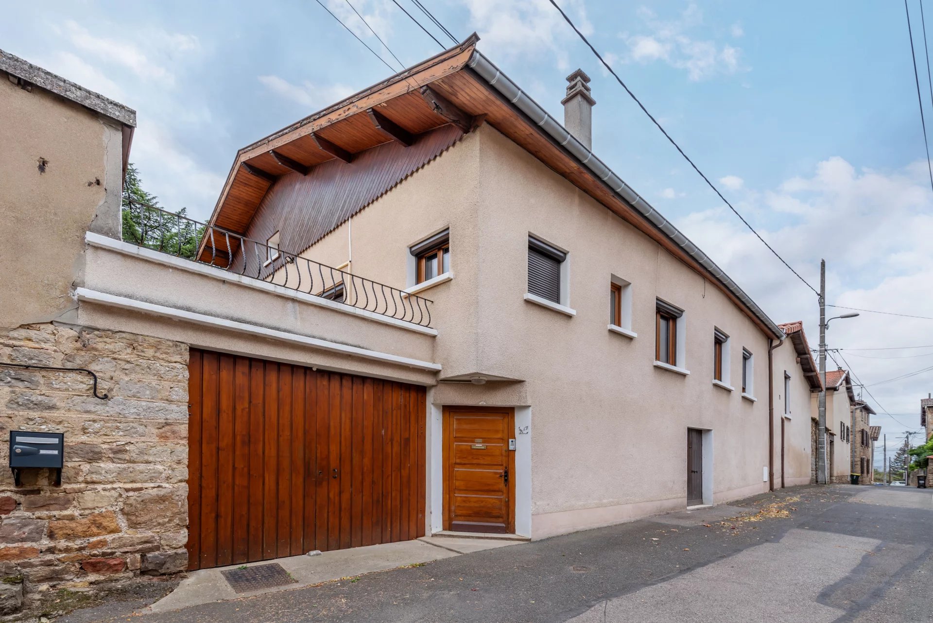 Maison d'environ 110 m² avec jardin