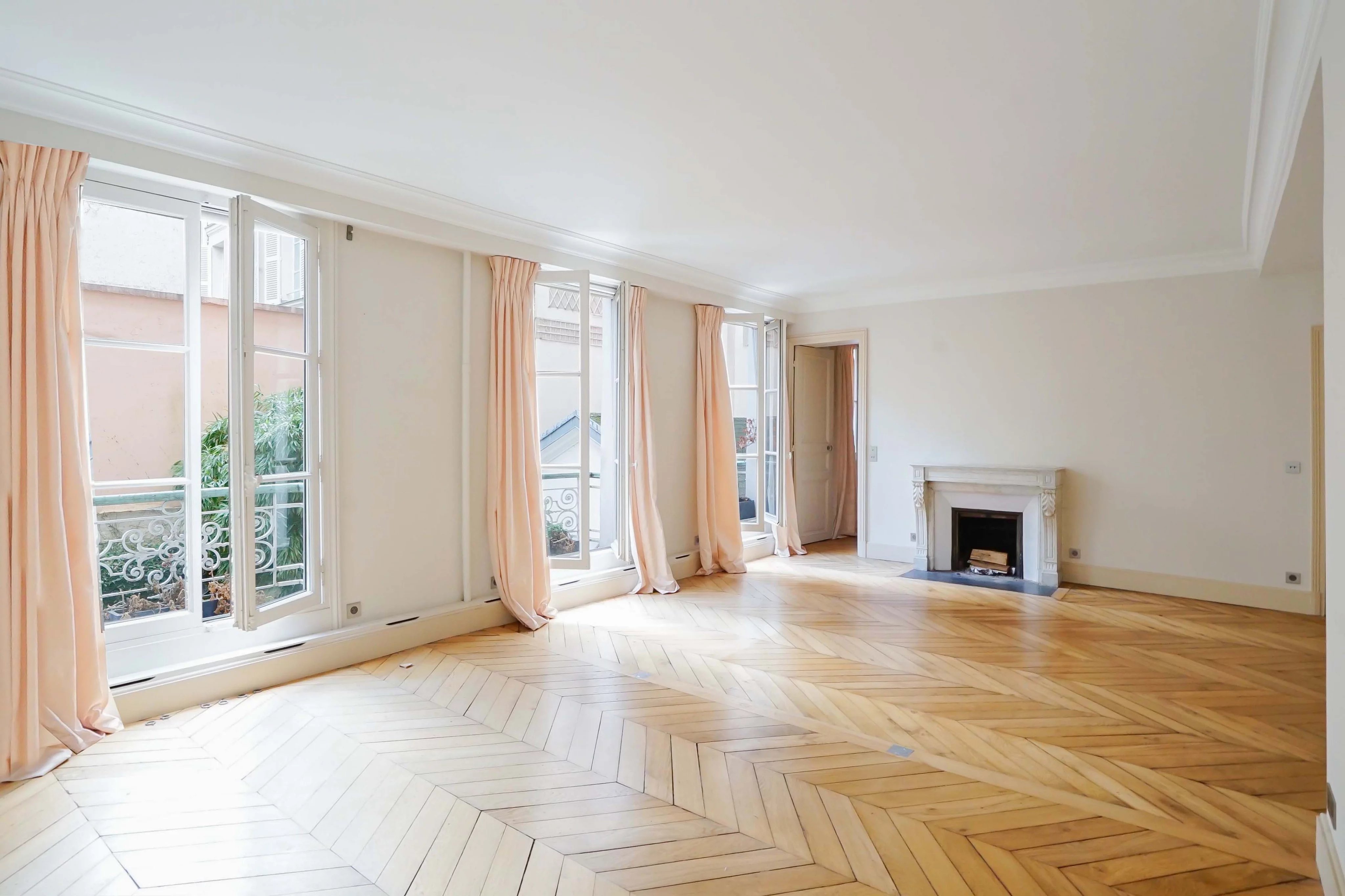 Paris 7e - INVALIDES