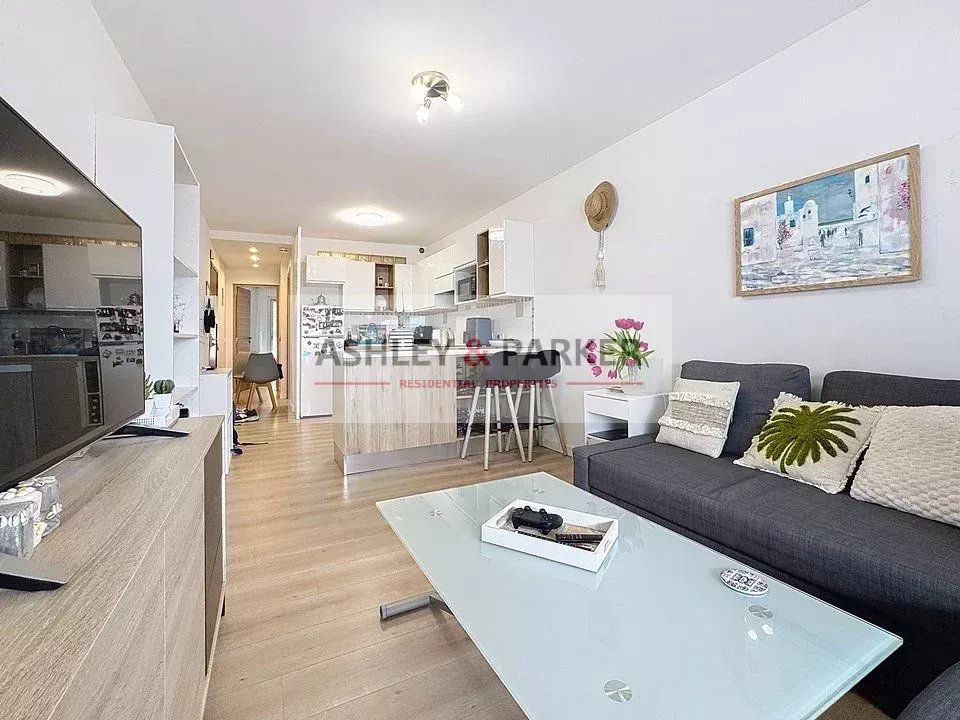APPARTEMENT 2 PIECES - Photo 2