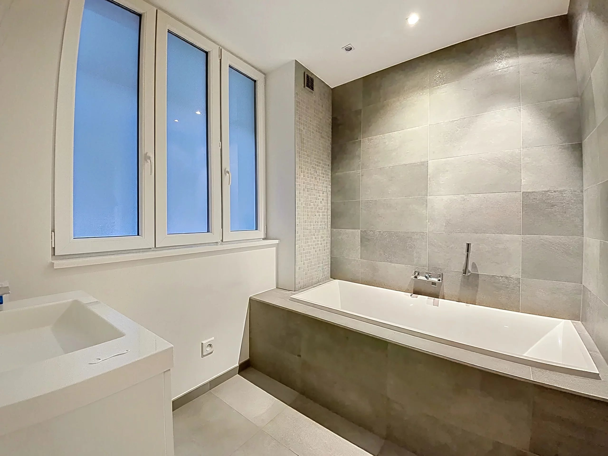 Louise- Bois de la Cambre - Familievriendelijk gerenoveerd appartement