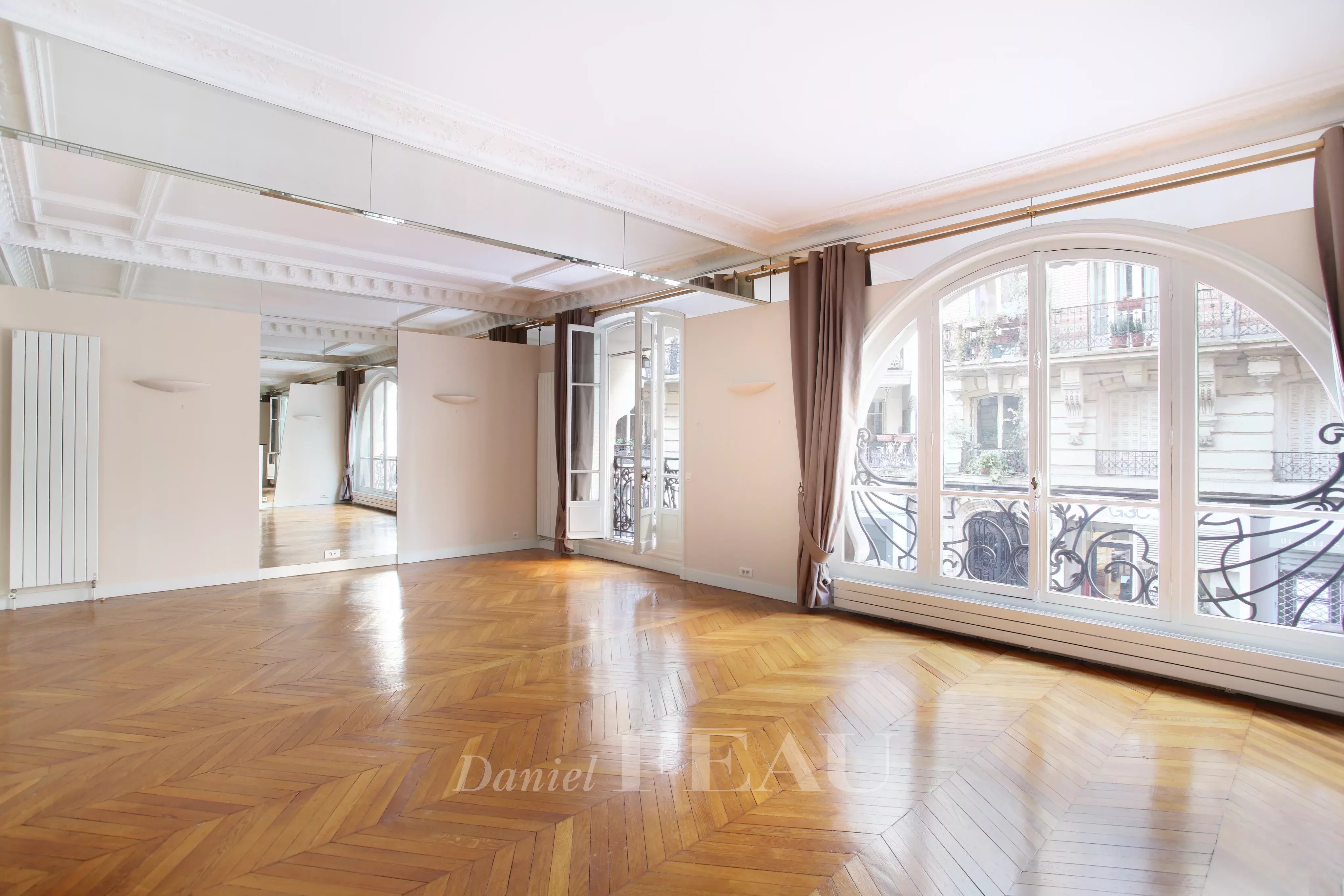 Rental Apartment Paris 16th