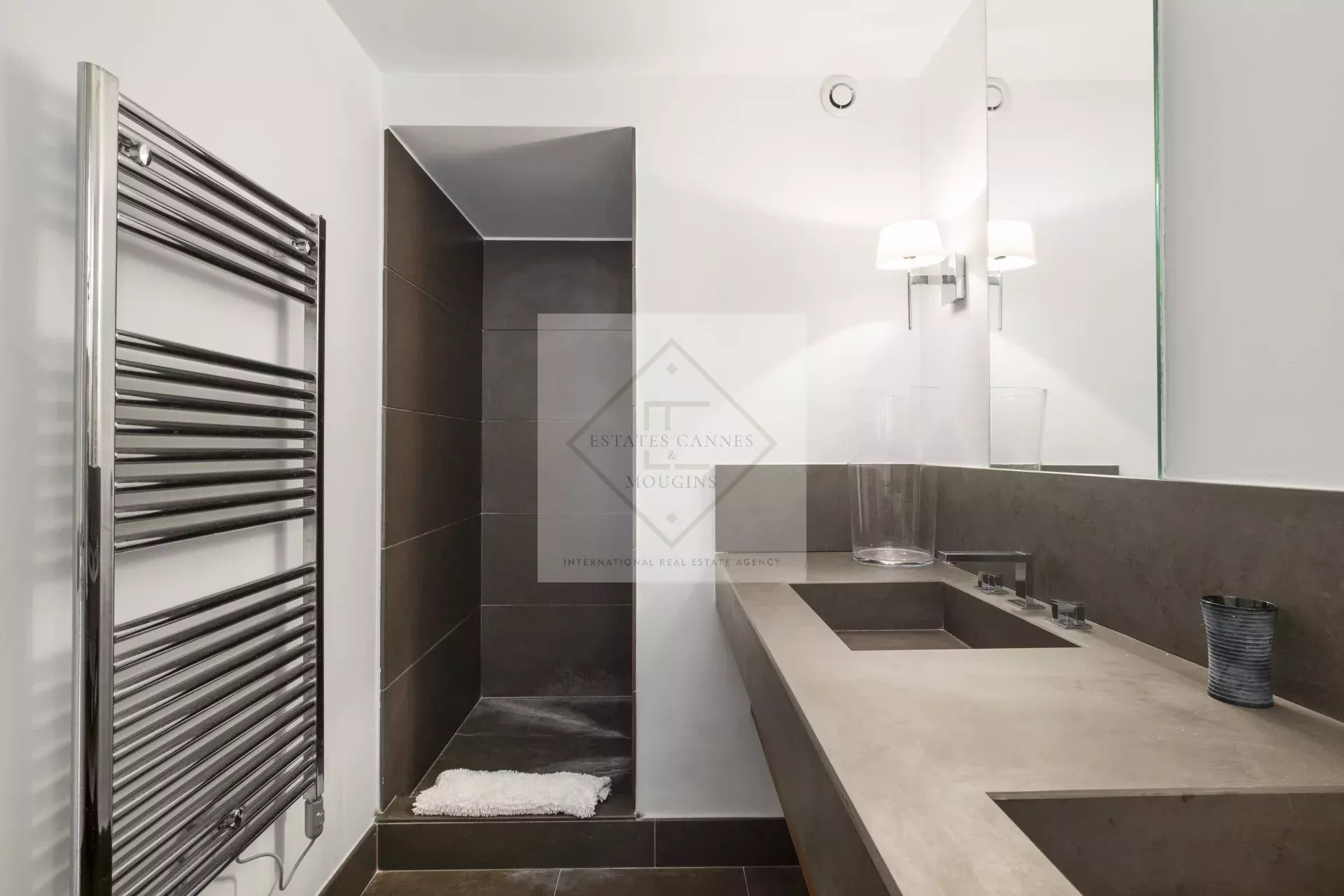 Villa à Cannes dans le quartier de la Californie — photo 19