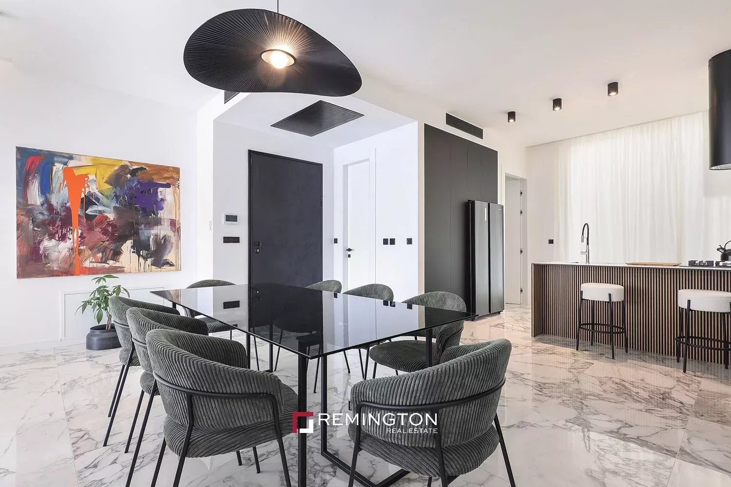 4 Bedroom Villa/Townhouse's Image 11