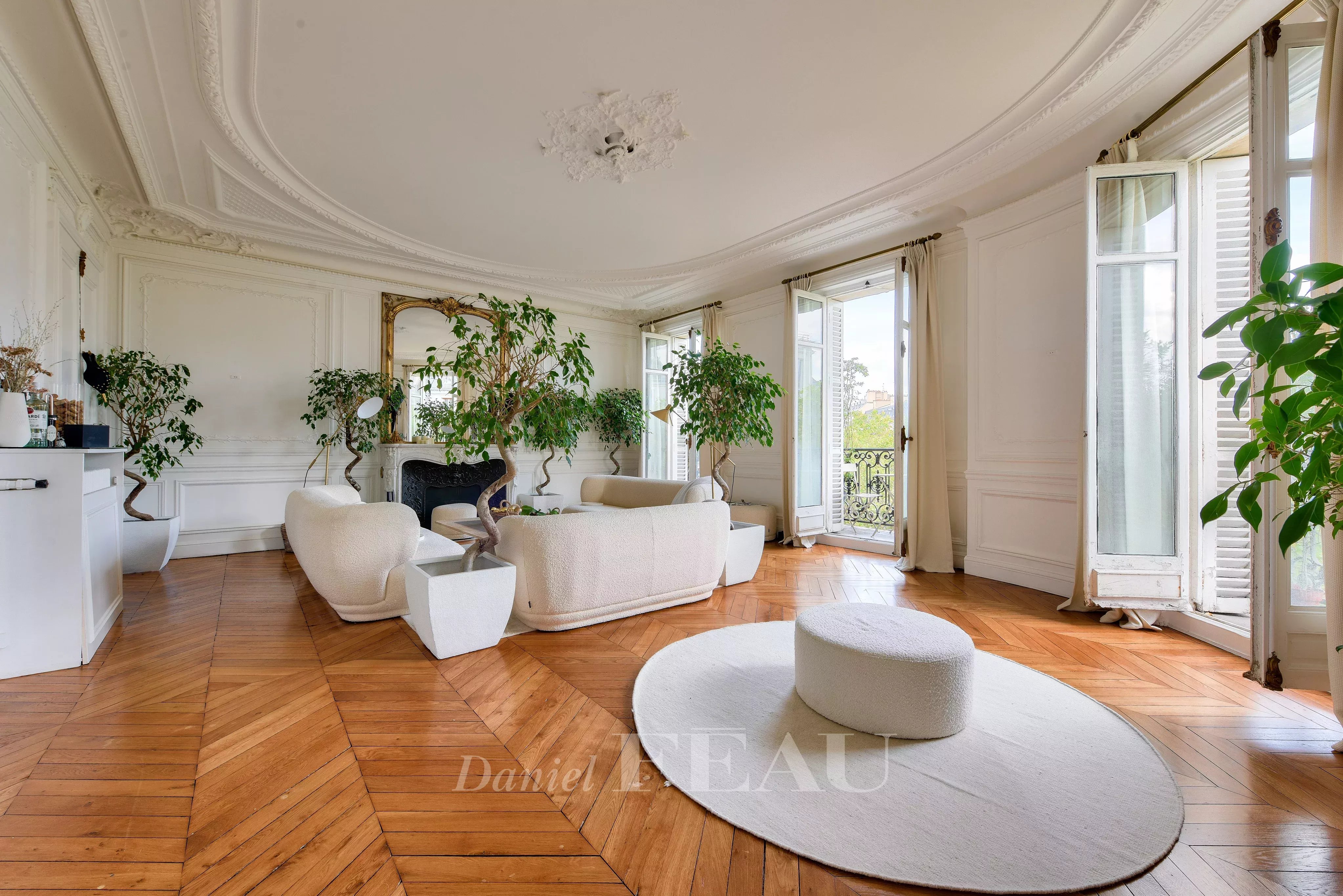 Location Appartement Paris 8ème