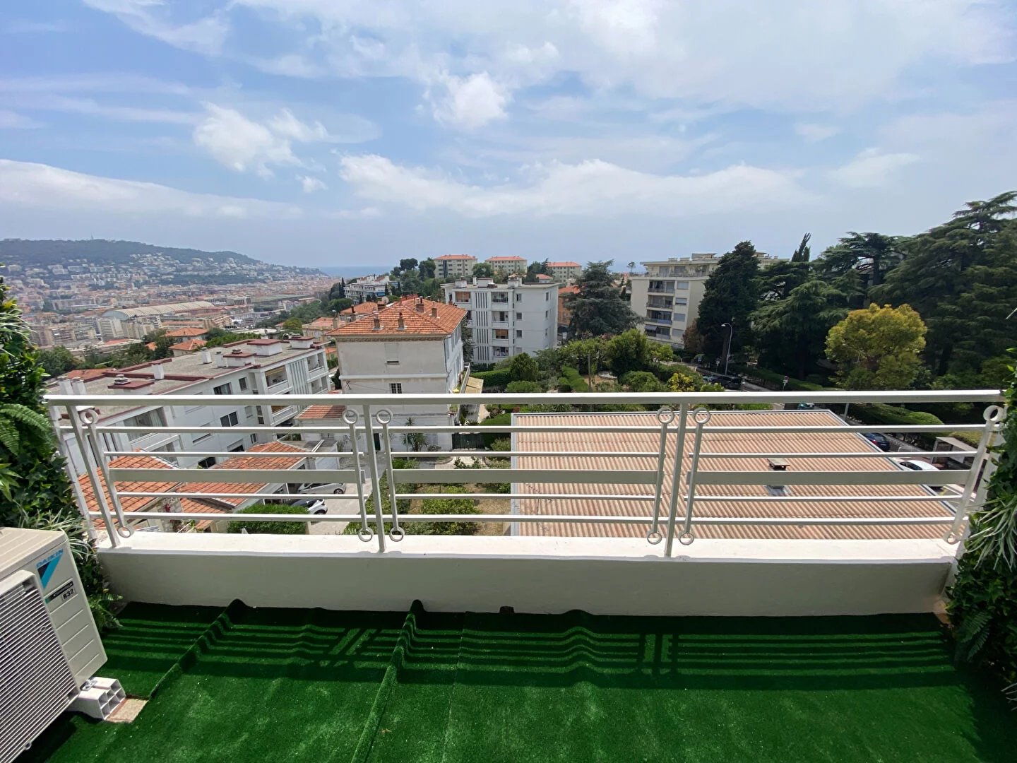 Appartement 4 pièces de 77.05m2 - CIMIEZ