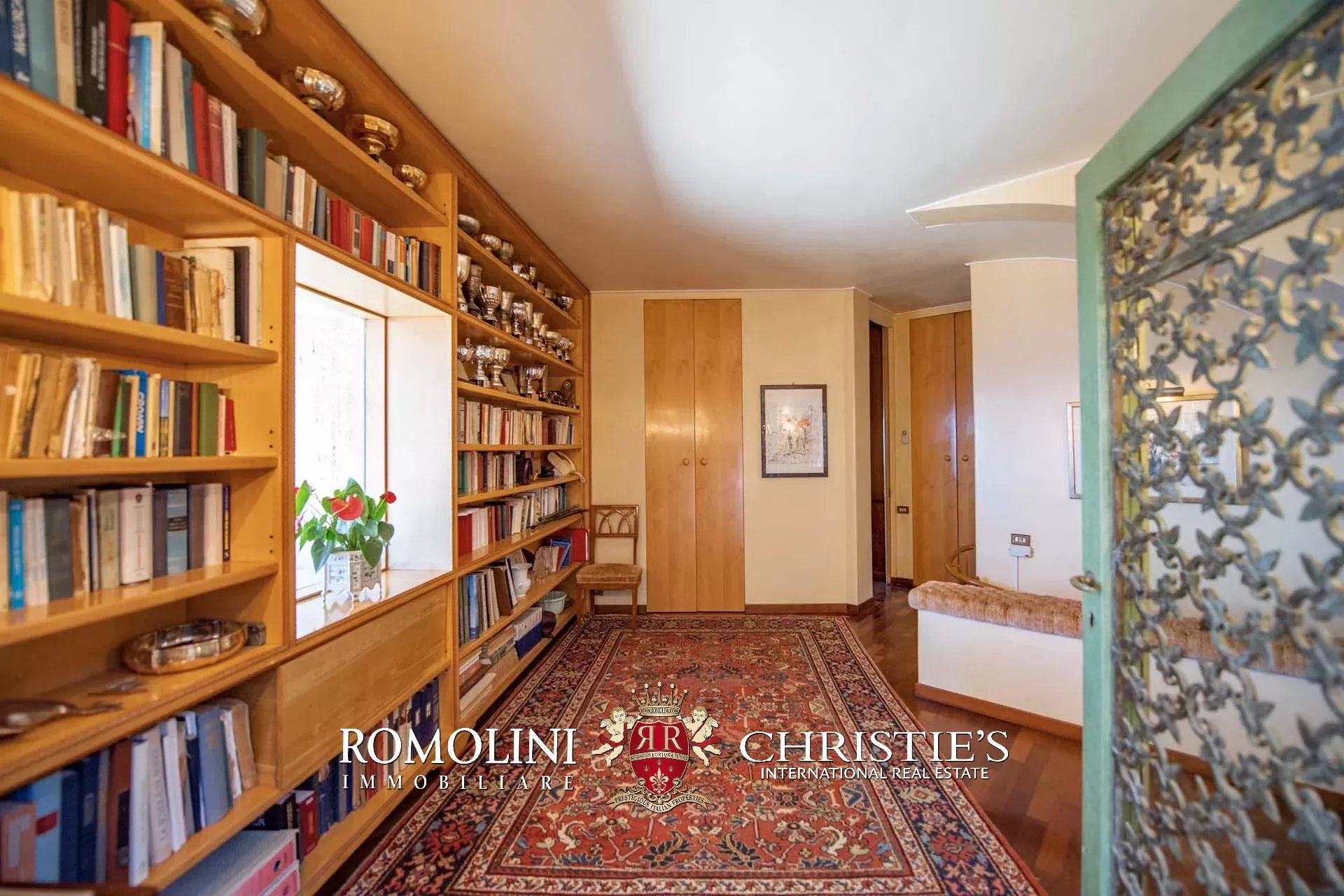 4 Bedroom Villa/Townhouse's Image 41