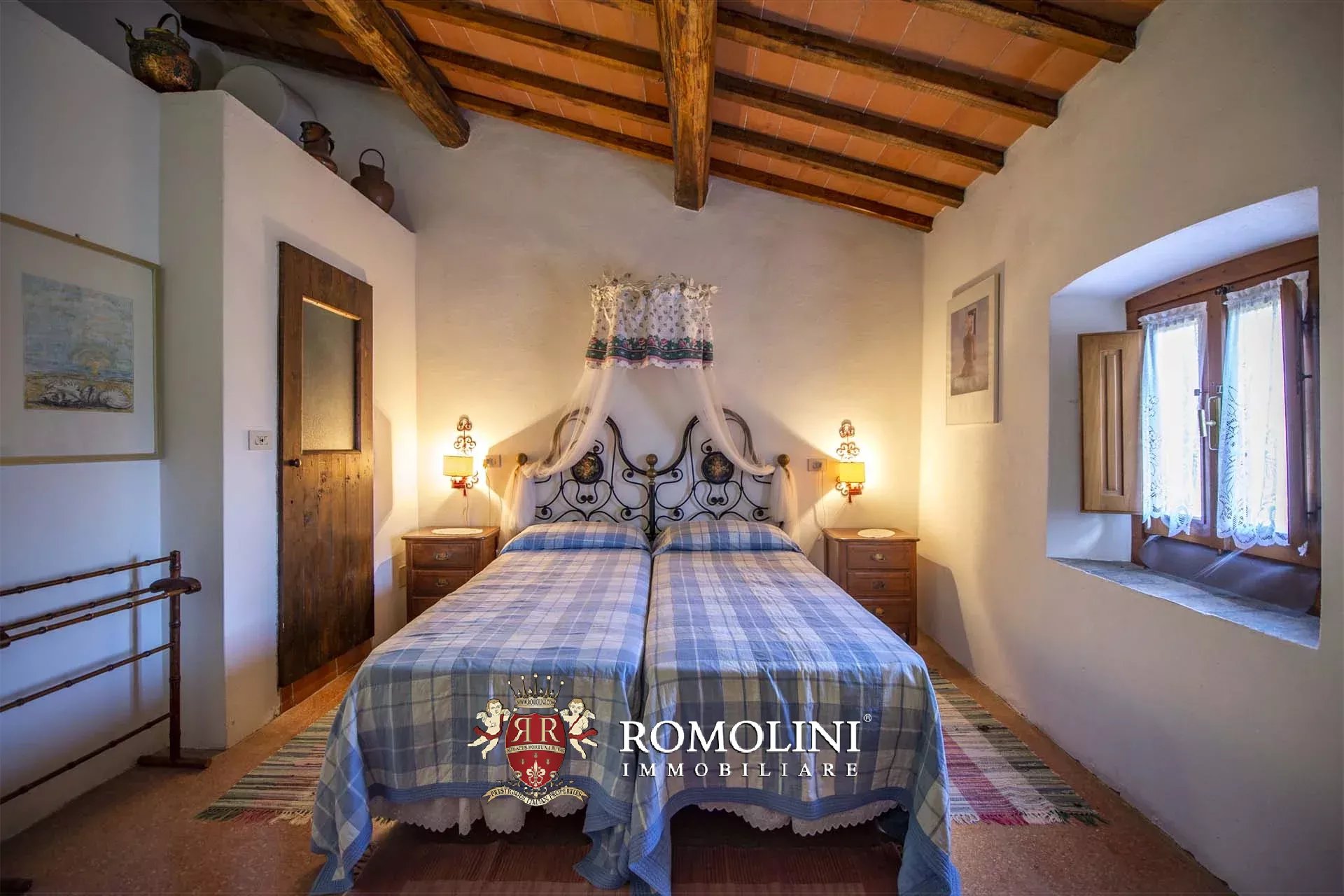 11 Bedroom Villa/Townhouse's Image 49
