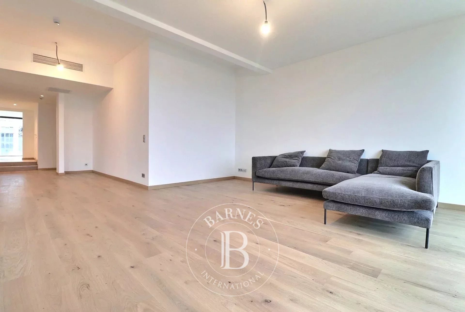 Avenue Louise – Appartement 2ch + terrasse