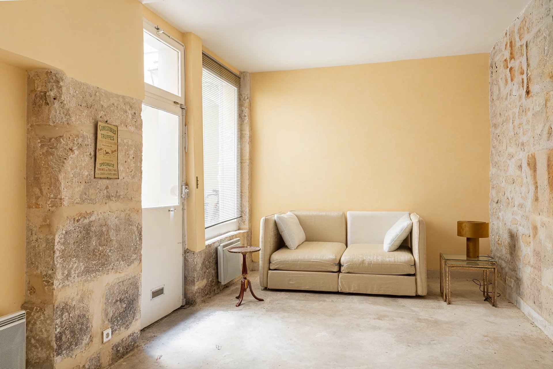 Paris 6 - Saint-Germain-des-Prés - Apartment for sale - 1 main room - 20.46 sq.m (220 sq ft)