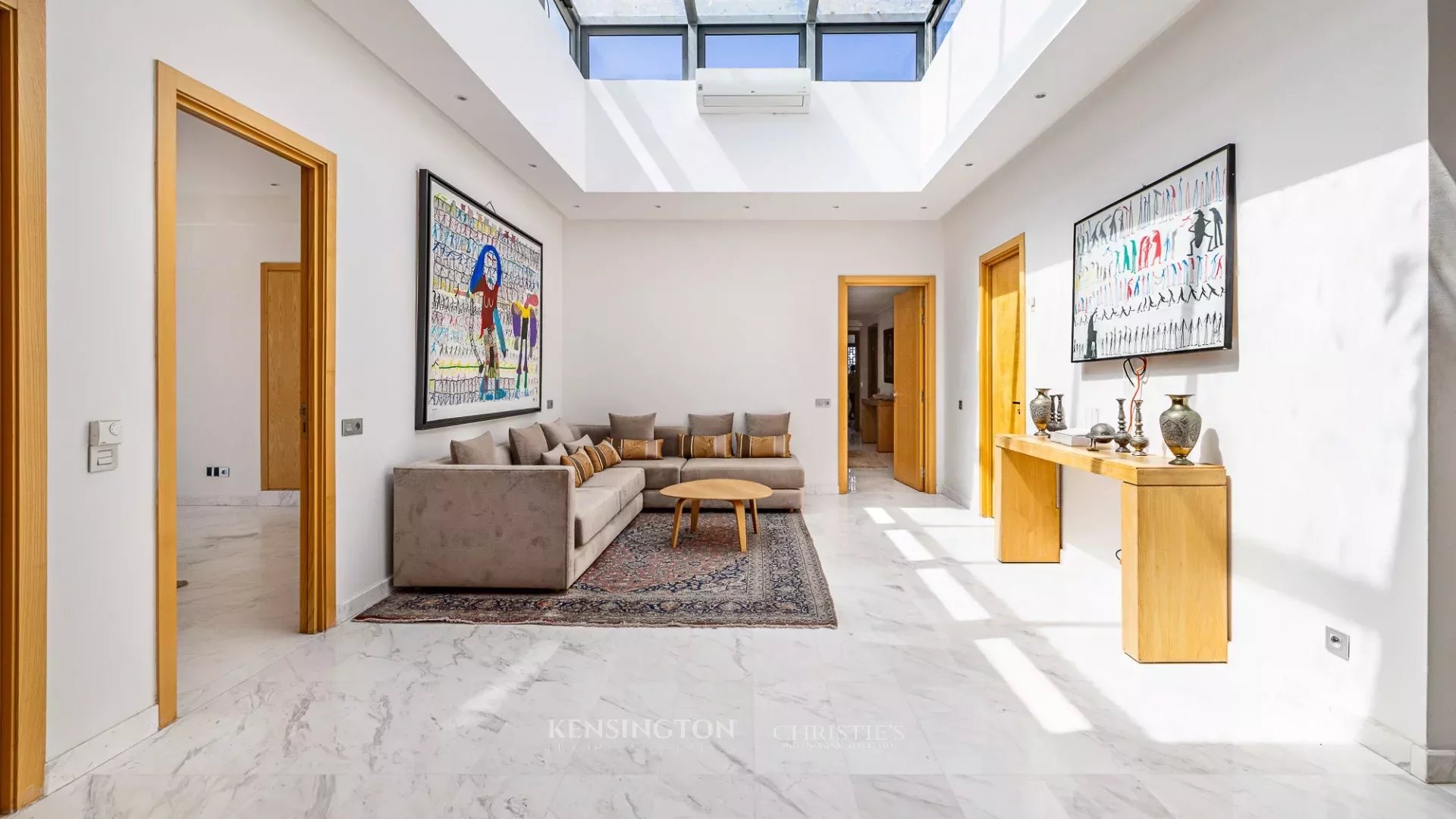 7 Bedroom Villa/Townhouse's Image 23