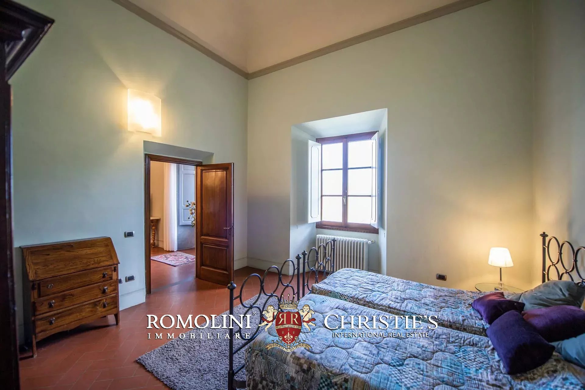 6 Bedroom Apartment/Flat's Image 15