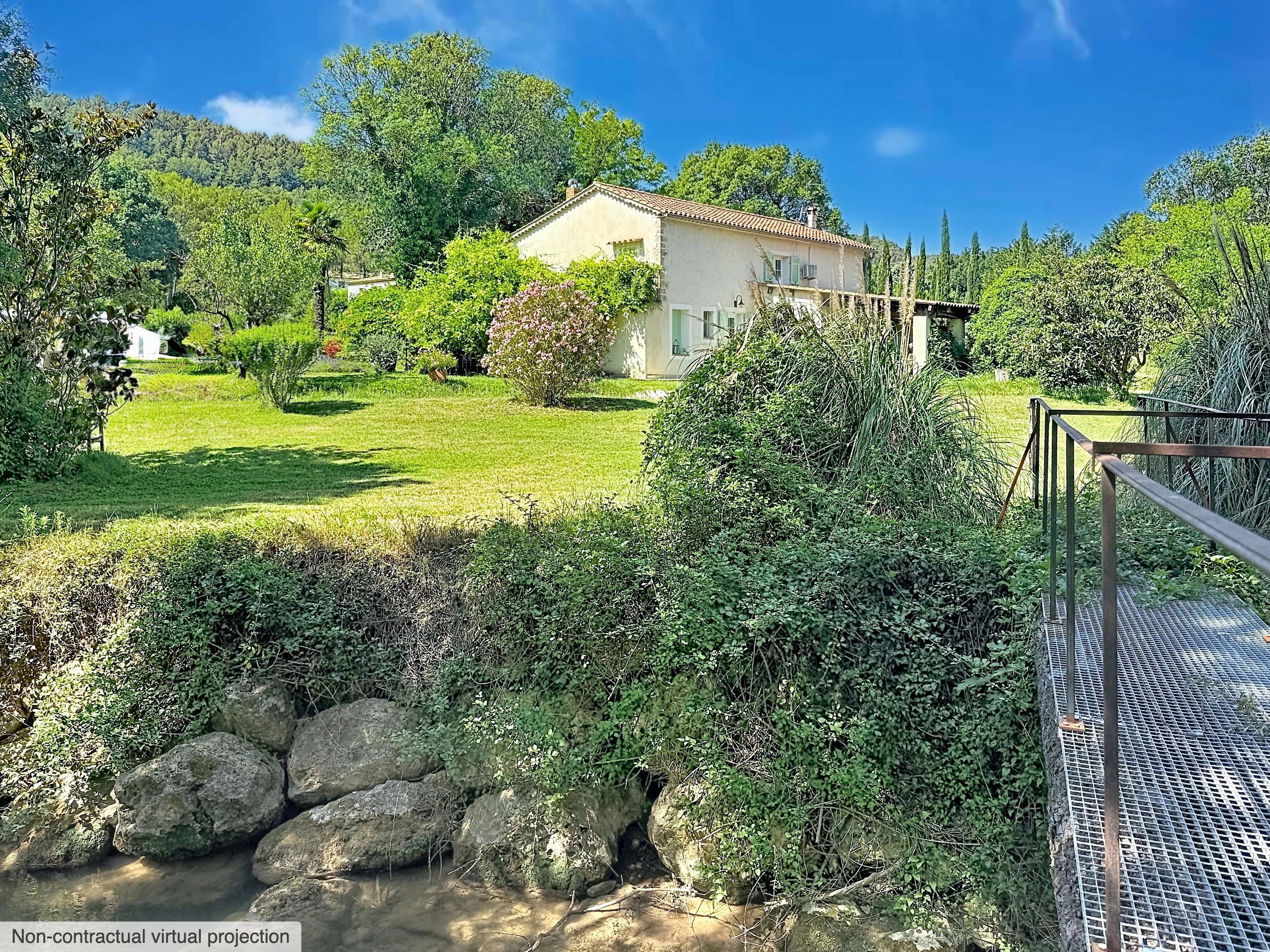 Exceptional property with 19th-century mill, detached villa, 2 pools on 1.6 hectares