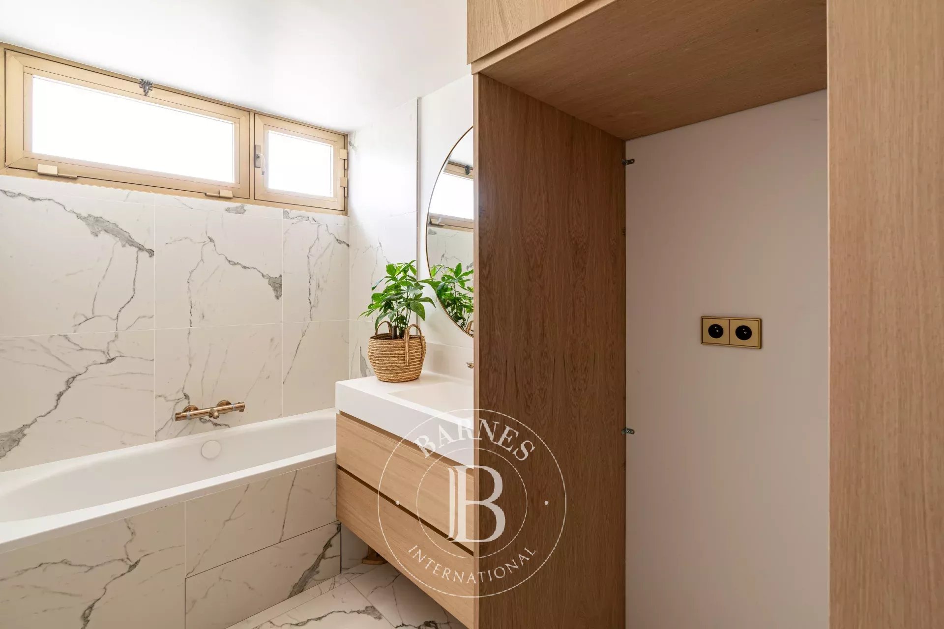 Daire Paris 16ème - picture 12