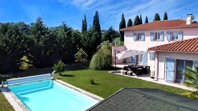 House for sale Frontignan-Savès, Haute-Garonne