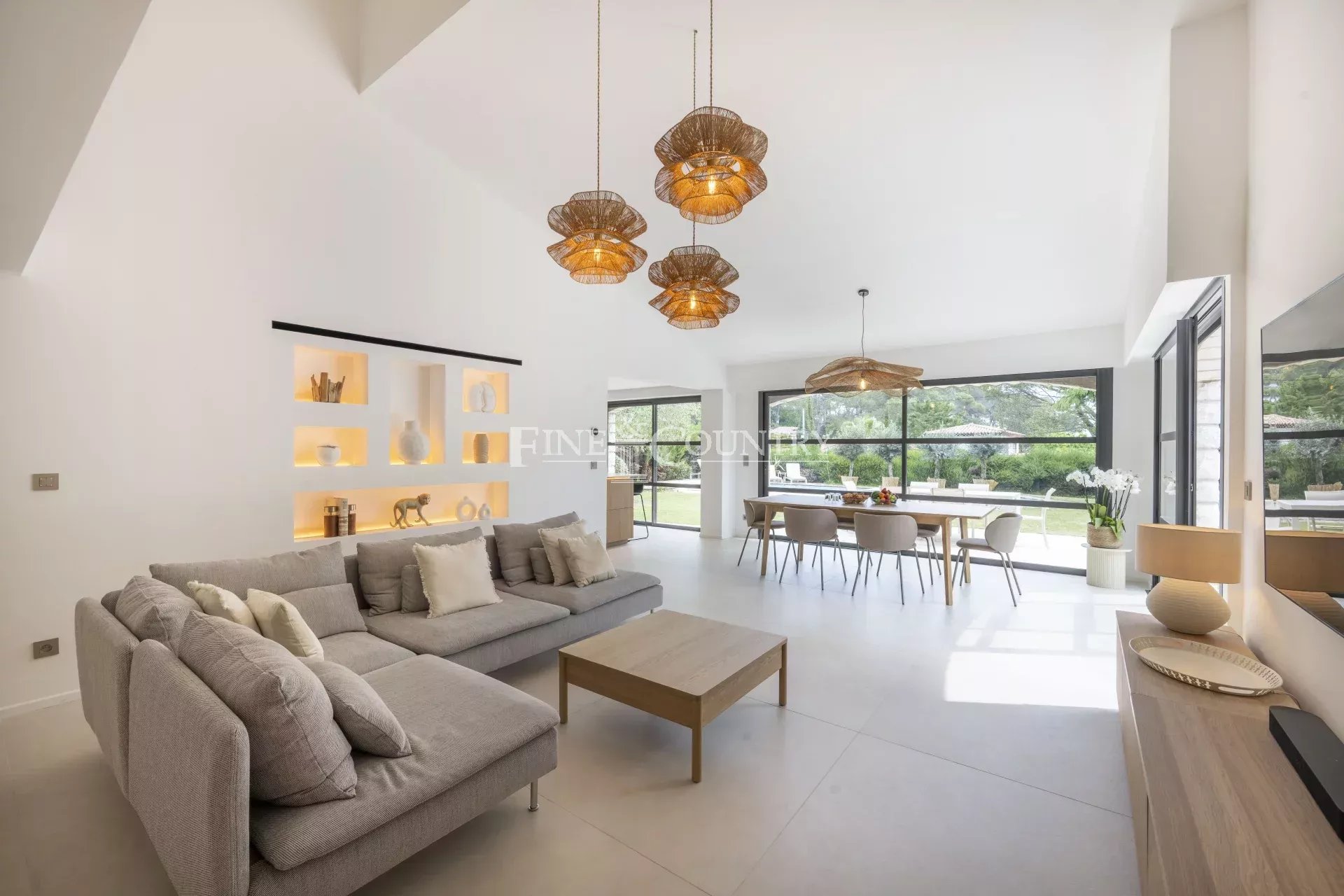 Photo of Villa for sale in Mougins private domain