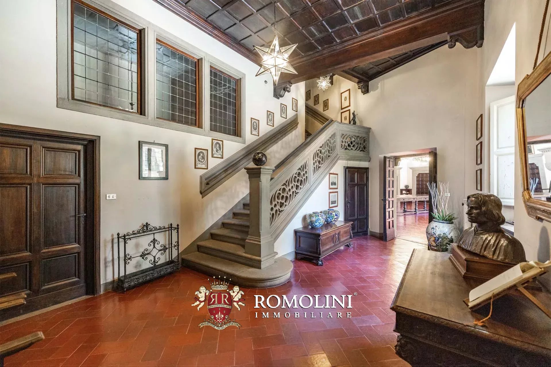 60 Bedroom Chateau's Image 19